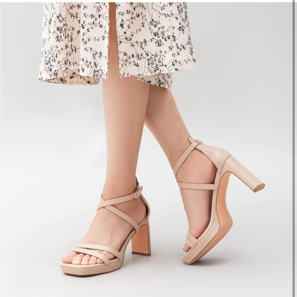 Heeled Sandals Open Toe Ankle Strap Strappy High Chunky Block Heel- size 8